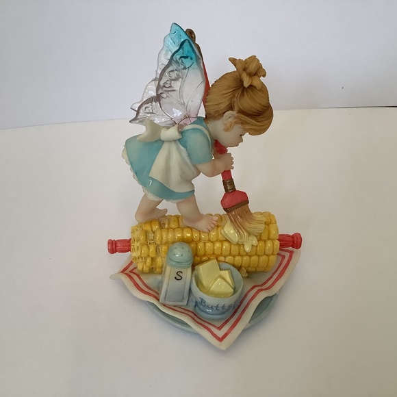 My little kitchen fairies corn on the cob buttering corn figurine 400-4989 - Picture 3 of 5
